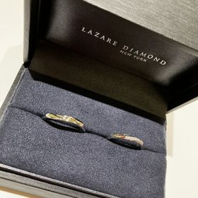 【ラザール ダイヤモンド(LAZARE DIAMOND)の口コミ】 ダイヤが入っていなくても、ウェーブやラインの入り方で光が集って輝きが…