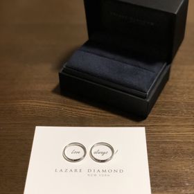 【ラザール ダイヤモンド(LAZARE DIAMOND)の口コミ】 両親がダイヤなしでデザインが一緒の結婚指輪をしていたので似たようなも…