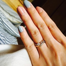 【I's stone(アイズストーン)の口コミ】 ピンクダイヤで探していて
種類がすごく豊富で
１つ１つきちんと説明して…