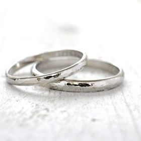 【湘南彫金工房 andfuseの口コミ】 色々と迷いましたが、長く愛用する物なので素材は丈夫なプラチナ900にしま…