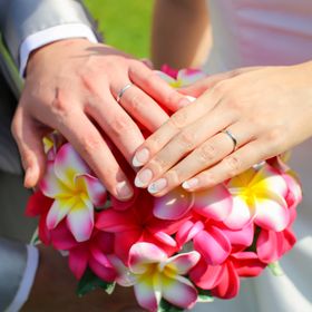 【カルティエ(Cartier)の口コミ】 結婚指輪を探す際、色はシルバーのもの、指につけても違和感のない太さ、…