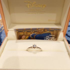 【ケイウノ ブライダル(K.UNO BRIDAL)の口コミ】 ケイウノさんのディズニー婚約指輪は、デザインがディズニーの世界観を出…