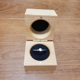 【SORA(ソラ)の口コミ】 ソラのリングの、光に照らされた時の発色の鮮やかさに目を奪われました。…