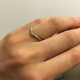 【STAR JEWELRY(スタージュエリー)の口コミ】 何軒かまわりながら、こちらの店舗のアクセサリーがすごくキラキラして見…