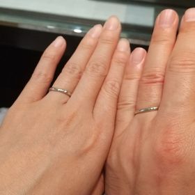 【アイプリモ(I-PRIMO)の口コミ】 仕事中も着けたかったので、限りなくシンプル、かつ可愛いデザインを探し…