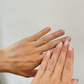 【アイプリモ(I-PRIMO)の口コミ】 ねじれの様なデザインが可愛くて一目惚れしました。
彼の指輪のねじれ箇所…