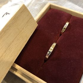 【ichi(イチ)の口コミ】 さまざまな模様、素材から選択することができ、2人で迷っていたところ、丁…