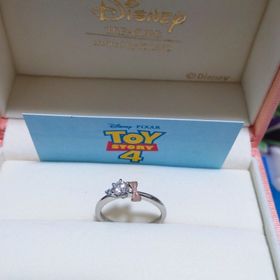 【ケイウノ ブライダル(K.UNO BRIDAL)の口コミ】 一目惚れしました。
もともとトイ・ストーリーが大好きでファンには
たま…