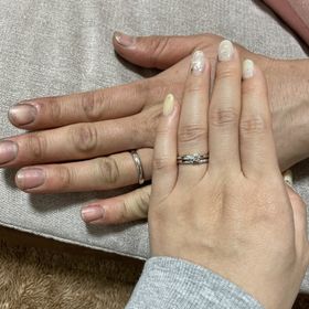 【俄(にわか)の口コミ】 婚約指輪とセットでつけたいと思っていたので、他のブランドの指輪は考え…