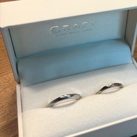 【CRAFY(クラフィ)の口コミ】 ブランドに元々興味やこだわりがなかったので、
既製品じゃなく二人だけの…