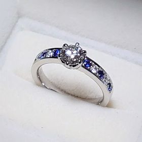 【職人工房】の口コミ ダイヤモンドのルースを持ち込み、次のようにお願いしました。
・中央のダ...