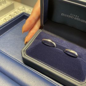 【銀座ダイヤモンドシライシの口コミ】 ストレートタイプが良い私と、ウェーブタイプが良い夫で意見が分かれまし…