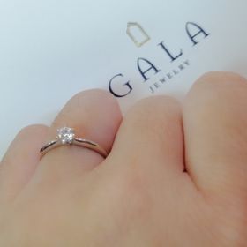 【GALA JEWELRY(ガラジュエリー)の口コミ】 サプライズでしたが彼に伝えたのはシンプルで可愛らしいナチュラルな指輪…