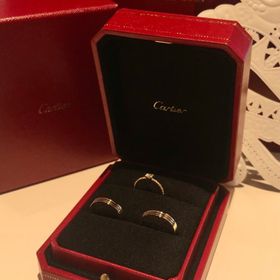 【カルティエ(Cartier)の口コミ】 他の人と被らないデザイン、カルティエらしいデザインということでこちら…