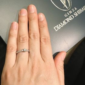 【銀座ダイヤモンドシライシの口コミ】 当初は既製品も良いなと思い、いろいろなブランドのお店を見に行きました…