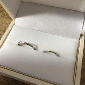 【宝寿堂(ほうじゅどう)の口コミ】 結婚指輪は普段着用するものなのでシンプルで飽きのこないデザインで探し…