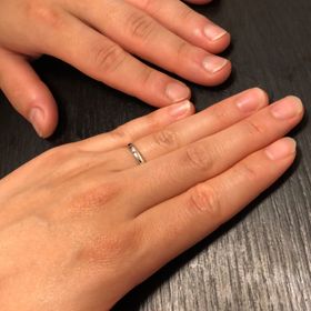 【FISCHER(フィッシャー)の口コミ】 個人的にあまり派手なデザインは好きではなかったのですが、こちらの指輪…