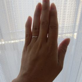 【Something Blue(サムシングブルー)の口コミ】 シンプルなものを探していたところ、こちらのブランドに絞られてきました…