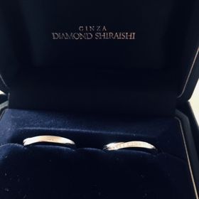 【銀座ダイヤモンドシライシの口コミ】 女性の方は日常使いであまり派手にならないものを選びました。男性の方は…