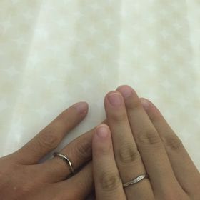 【銀座ダイヤモンドシライシの口コミ】 凄くデザインも豊富で、色々とスタッフの方と相談しながら見せていただき…