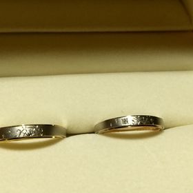 【ケイウノ ブライダル(K.UNO BRIDAL)の口コミ】 観覧車と夜景を彫って、石を入れて
希望価格以内で、ということで
相談し…