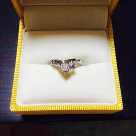 【ケイウノ ブライダル(K.UNO BRIDAL)の口コミ】 担当してくださったお店の方とデザイナーの方が　好みのデザイン・好きな…