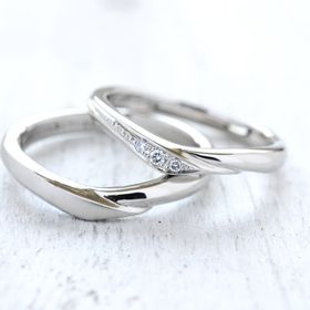 【湘南彫金工房 andfuseの口コミ】 自分達の指の形や手の形にあったデザインを探していました。指輪自体は、…