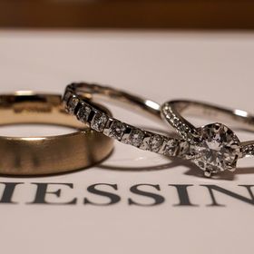 【NIESSING(ニーシング)の口コミ】 一目惚れでこの指輪しかないと感じ、直感を信じました。
フルエタニティー…