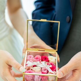 【トリニティ(Trinity)の口コミ】 指輪の形は夫婦共にストレートでなく、S字もしくはV字がいいと考えていた…