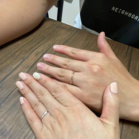 【銀座ダイヤモンドシライシの口コミ】 デザインも気に入っていてアミュレットというリング名で日本語訳はお守り…