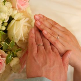 【BIJOUPIKO(ビジュピコ)の口コミ】 指輪のデザインやテイスト、ペアリングで準備できる点、裏に刻印を掘って…