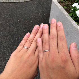 【GALA JEWELRY(ガラジュエリー)の口コミ】 デザインが素敵で、一目惚れをしました。実際に自分がつけていてるのが想…