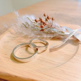 【アカネス】の口コミ ゴールド・ピンクゴールド、プラチナの3種から選び、サイズやオプションに...