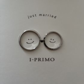 【アイプリモ(I-PRIMO)の口コミ】 たくさん指輪の種類がある中でシンプルめのデザイン且つ動きがあるデザイ…