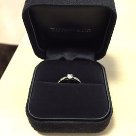 【ティファニー(Tiffany & Co.)の口コミ】 普段指輪を付けないので、シンプルなものにしようと思っていました。色ん…