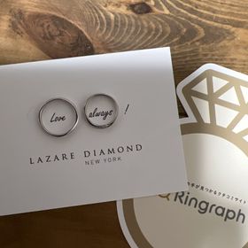 【ラザール ダイヤモンド(LAZARE DIAMOND)の口コミ】 既製品の中でも種類が豊富で、どれもデザインがよく、自分たちの理想の指…