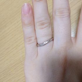 【ラザール ダイヤモンド(LAZARE DIAMOND)の口コミ】 ダイヤの輝きがすごく、ダイヤモンドと指輪のフレームをそれぞれ選び組み…