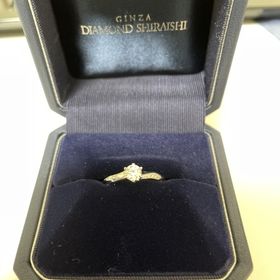 【銀座ダイヤモンドシライシの口コミ】 銀座ダイヤモンド白石のブランドに、惹かれた。
店舗の方の説明と、実際に…