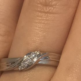 【LANVIN(ランバン)】の口コミ 実はお目当てはこの指輪ではなかったのですが、このねじったデザインが珍し...