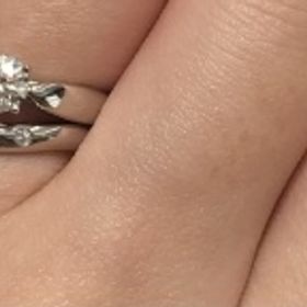 【ティファニー(Tiffany & Co.)の口コミ】 指が長く見えて、ダイヤモンドがついている指輪がいいなと思っていたとこ…