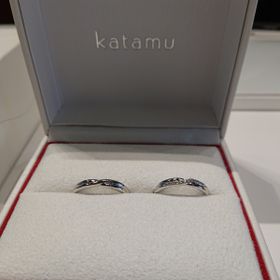 【Katamu(カタム)の口コミ】 沢山見せて頂いた中で和風で私たちの絆を象徴しててダイヤモンドが可愛か…