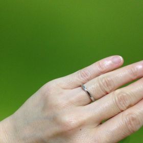 【STAR JEWELRY(スタージュエリー)の口コミ】 シンプルでリーズナブルなものを探していました。いつ着用するものなので…