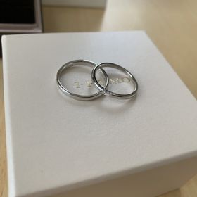 【アイプリモ(I-PRIMO)の口コミ】 デザインが好みでした。また、縦長のダイヤの入り方が自分の指との相性が…