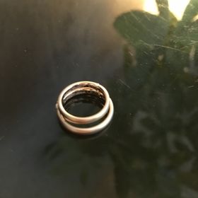 【ケイウノ ブライダル(K.UNO BRIDAL)の口コミ】 ただ買うだけの指輪はちょっと普通すぎるなと思っていたので、なにか思い…