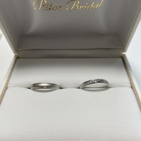 【PILOT BRIDAL(パイロットブライダル)の口コミ】 １番の決め手はやはりデザインでした。中々マットタイプの指輪に出会えず…