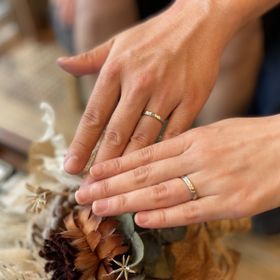 【鎌倉彫金工房の口コミ】 素材は腐食しにくいプラチナの素材で決めました。
店舗にサンプルもたくさ…