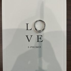 【アイプリモ(I-PRIMO)の口コミ】 自分の指にあう指輪を一緒に選んでいただきました。V字の指輪です。派手す…