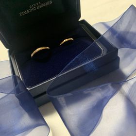 【銀座ダイヤモンドシライシの口コミ】 シンプルなデザインに1粒のダイヤモンドが理想でした。試着をするなかで、…