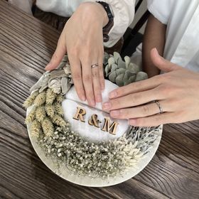 【renri(レンリ)の口コミ】 シンプルなデザインがいいと思いました。
模様を一部分だけ入れて、シンプ…