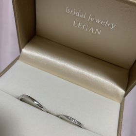 【LEGAN(レガン)の口コミ】 細めでウェーブのデザインを希望していましたが、右上がりのウェーブのデ…